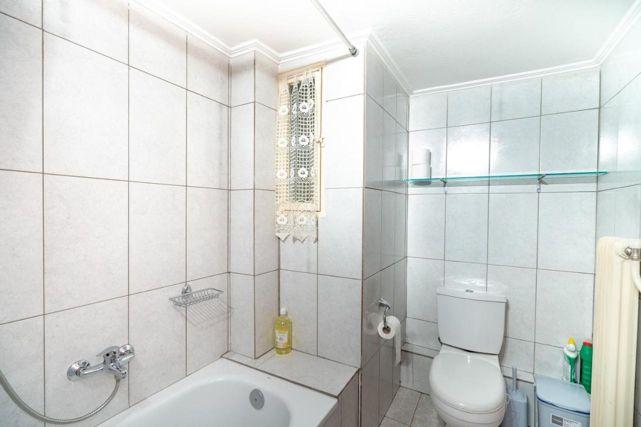 Ampelokipi Metro St. 2 Bedrooms 6 Pers. Apartment 아테네 외부 사진